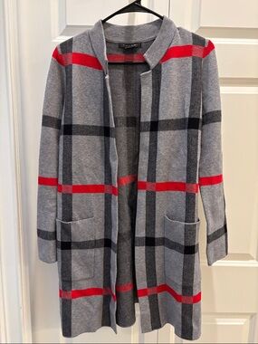 Tahari Gray and Red Plaid Open-Front Sweater Cardigan coat